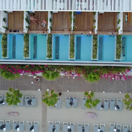 Mykonos Dove Beachfront