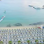 Mykonos Dove Beachfront 호텔 5*