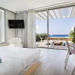 Mykonos Dove Beachfront 호텔