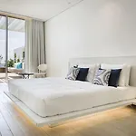 Mykonos Dove Beachfront 호텔