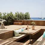 호텔 Mykonos Dove Beachfront