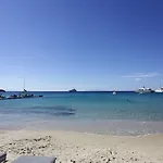 호텔 Mykonos Dove Beachfront 5*