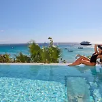 Mykonos Dove Beachfront 호텔 5*