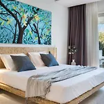 호텔 Mykonos Dove Beachfront