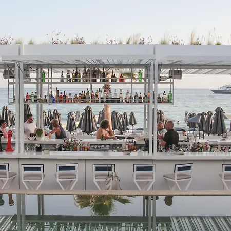 Mykonos Dove Beachfront Ξενοδοχείο Πλατύς Γιαλός