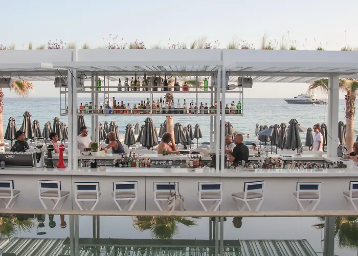 Mykonos Dove Beachfront Ξενοδοχείο Πλατύς Γιαλός