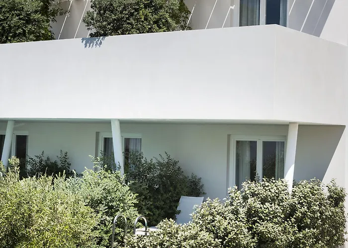 Mykonos Dove Beachfront Πλατύς Γιαλός