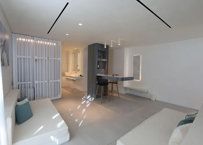 Mykonos Dove Beachfront 5* Πλατύς Γιαλός