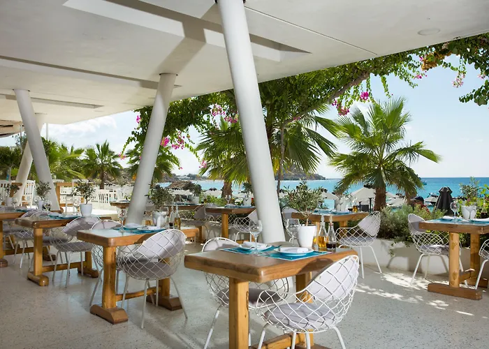 Mykonos Dove Beachfront 5*