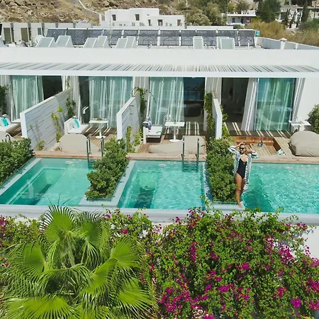 Mykonos Dove Beachfront